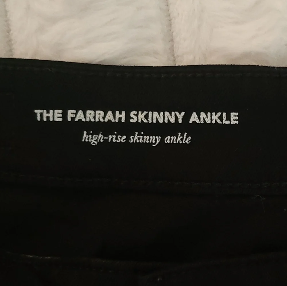 AG High Rise Skinny Ankle Black Pants Size 28R